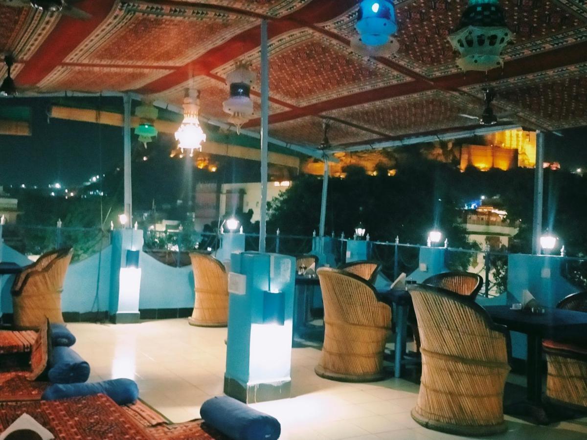 Dylan Cafe And Guest House Jodhpur  Exterior photo