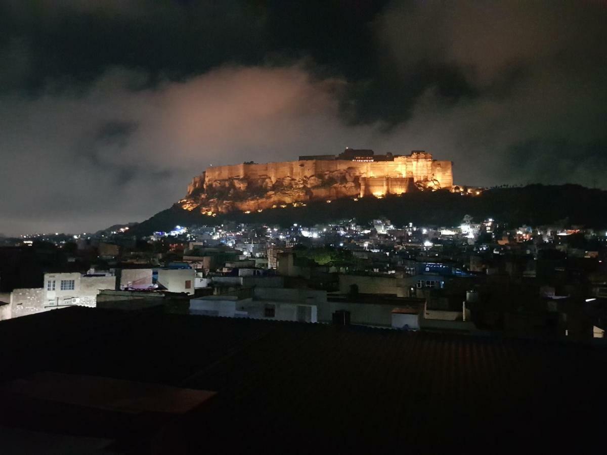 Dylan Cafe And Guest House Jodhpur  Exterior photo